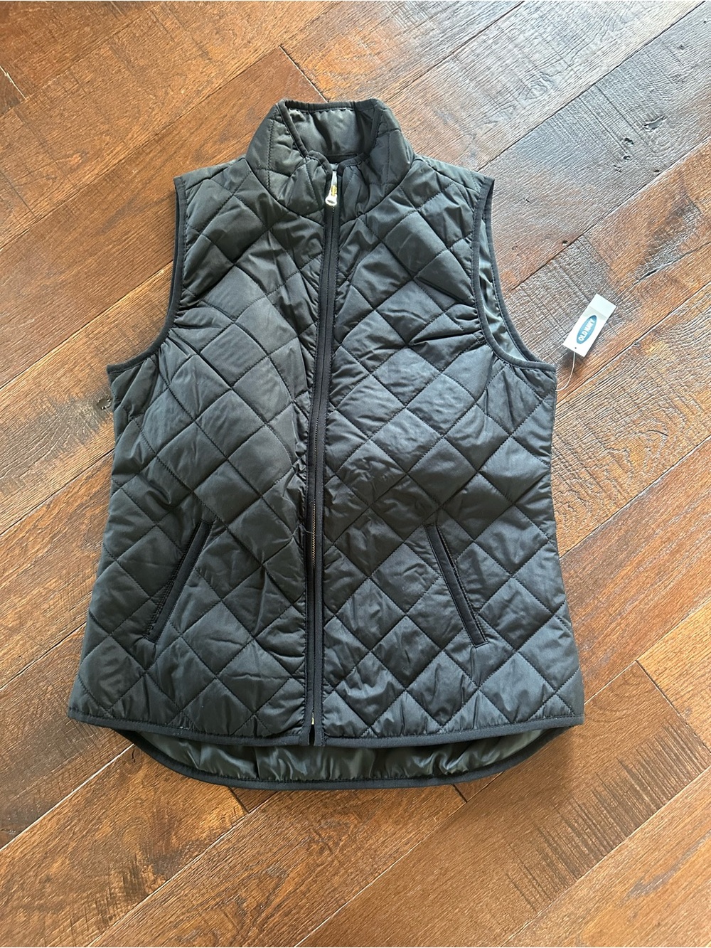 Old Navy Black Quilted Vest Size Small Gold Zipper Womens